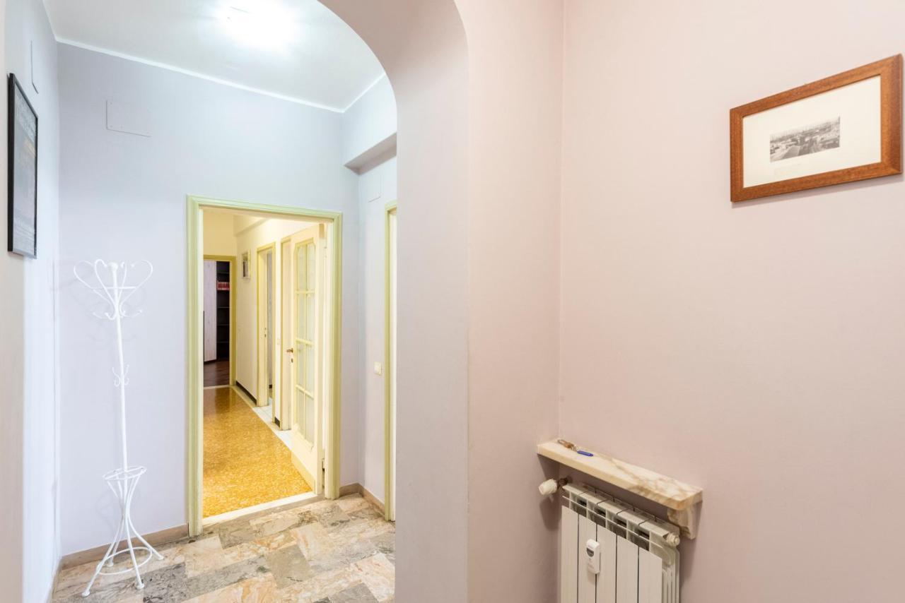 Appartement Joivy Cute Flat With Terrace à Gênes Extérieur photo