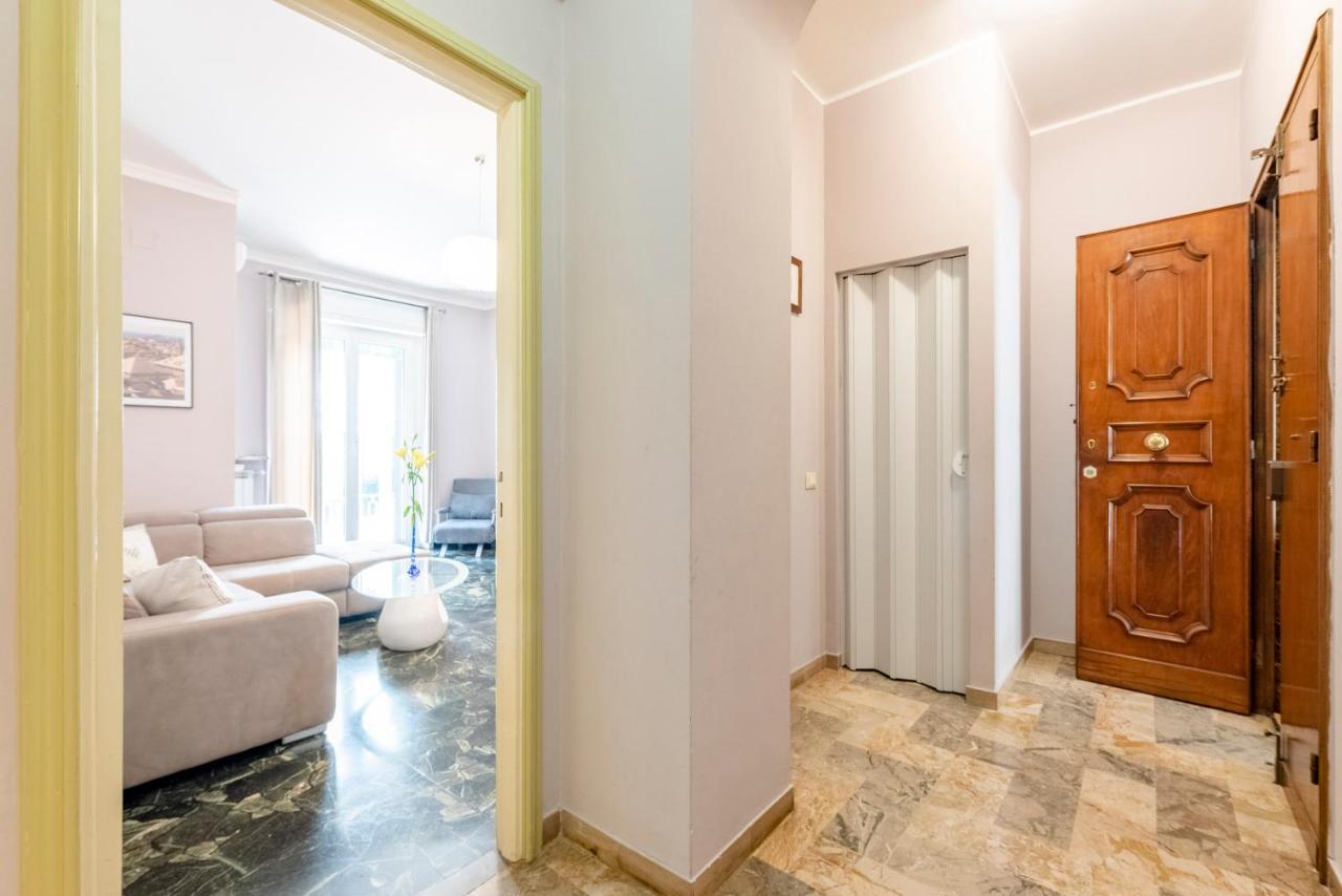 Appartement Joivy Cute Flat With Terrace à Gênes Extérieur photo